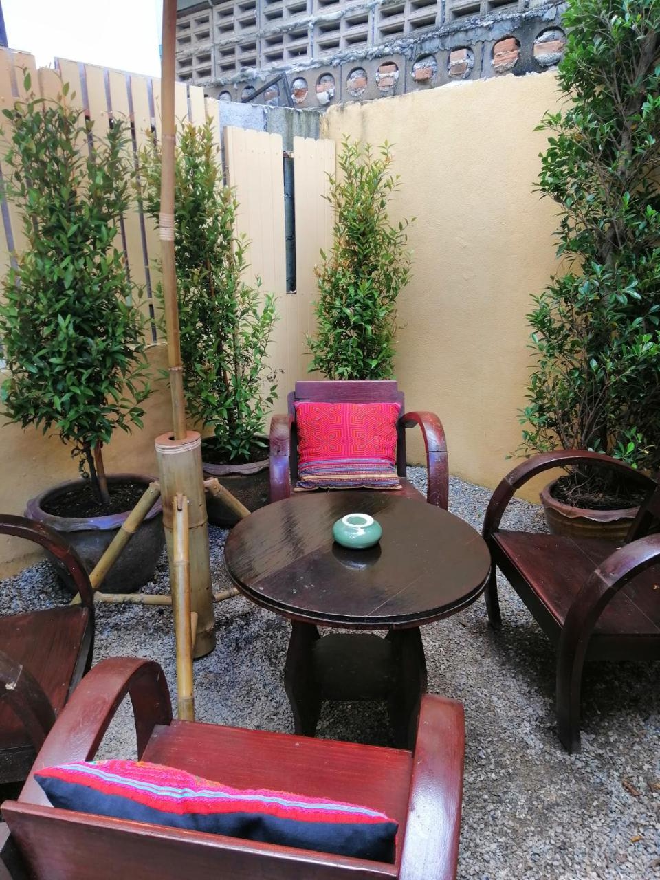 Hotel Baan Khun Krub Chiang Mai Exterior foto