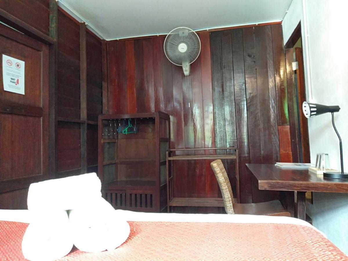 Hotel Baan Khun Krub Chiang Mai Exterior foto